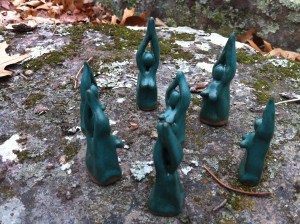 Surround her with support!